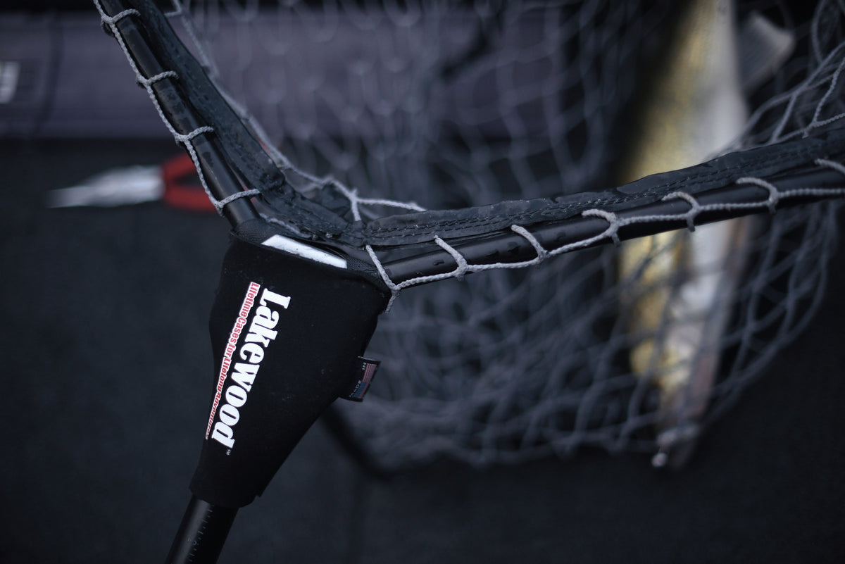 Save your boat from scratches and damages! Ultra-protection from scratching the boat gunnel Durable neoprene protects your boat and drains well Easily secures with Velco® over the yoke and pole of most nets. Built-in padding. Made in the USA by Lakewood Products Tackle Storage.