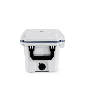 Large Capacity - the Lakewood 70 QT Cooler can hold up to 116 cans with ice. It's perfect for large family outings, beach parties, camping trips and longer outdoor activities.