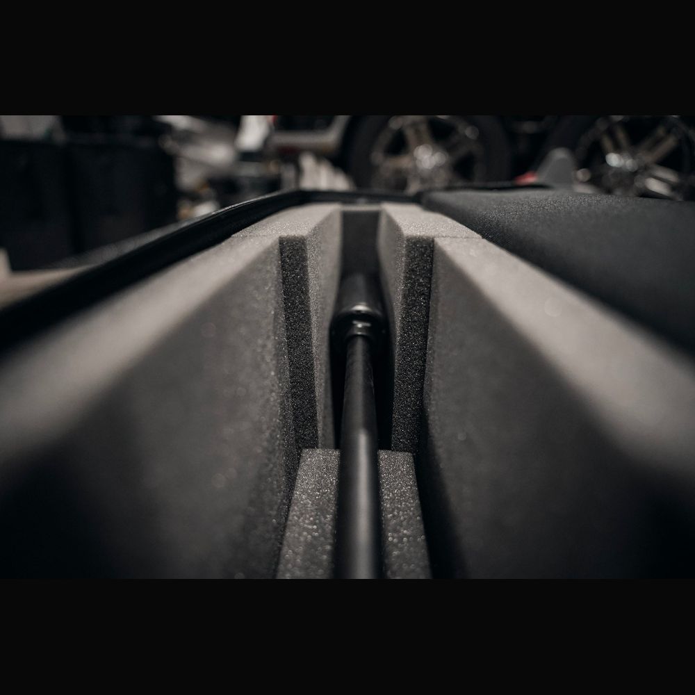 Single Scoped Rifle or Shotgun Case - open interior view