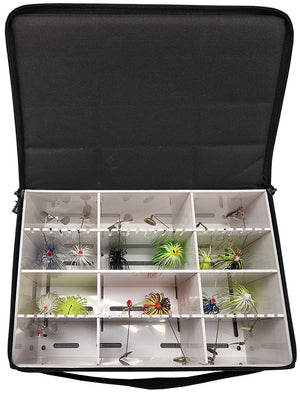 Lakewood Spinnerbait Deposit Box. Perfect storage for your spinner baits, buzz baits, and more. Designed to fit in the compartments of your boat. Hanging storage allows spinnerbaits and buzzbaits to hang down without putting any added tension on the bait frame. Mesh Bottom to allow air flow for drying and to keep baits from rusting. Made in the USA.