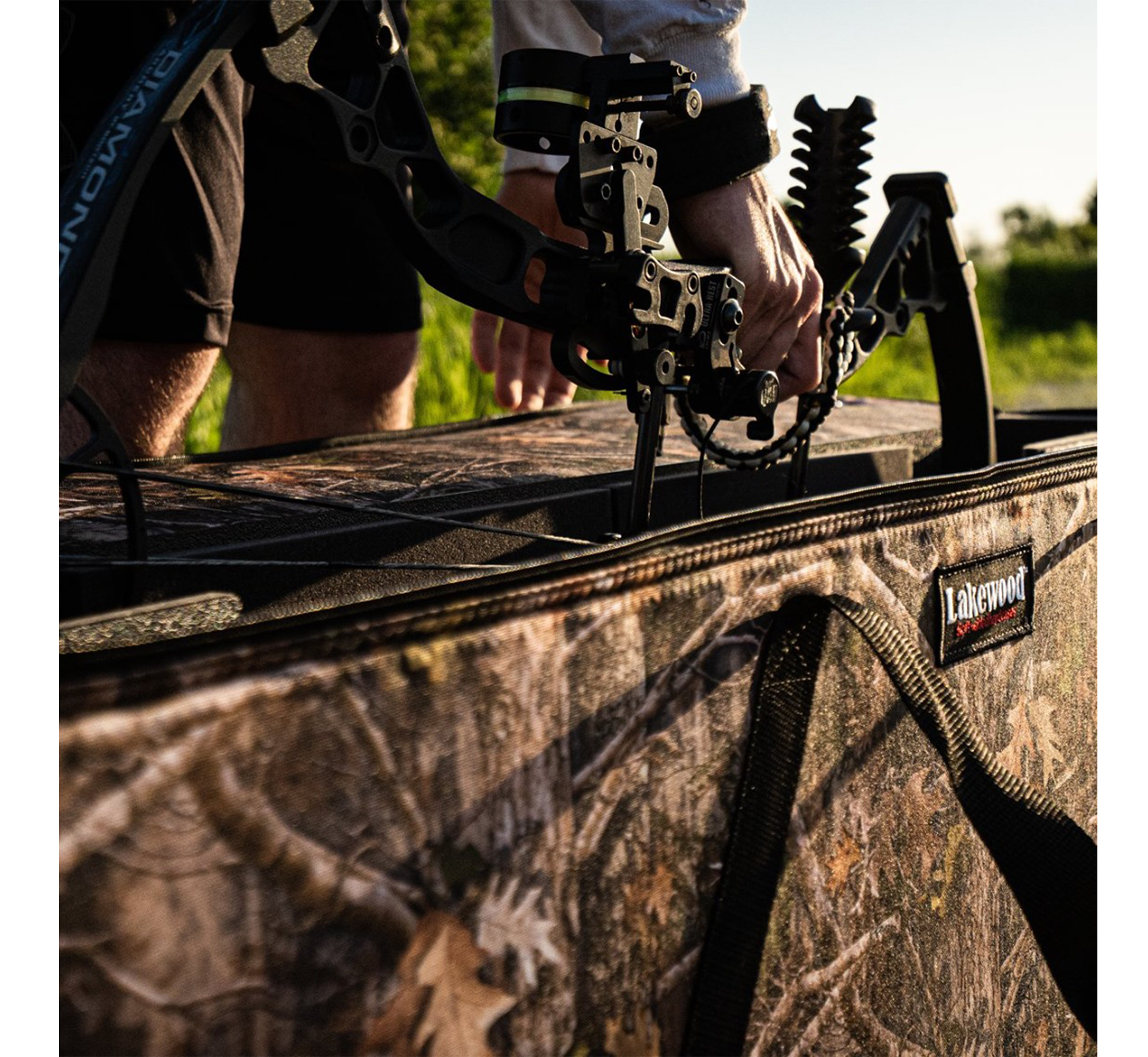 Hard shell discount compound bow case